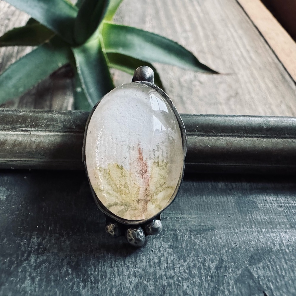 Elegant Silver and Cream Pendant
